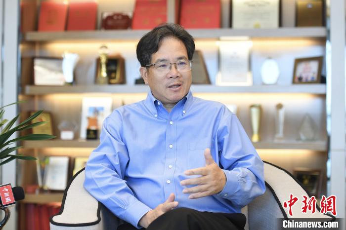 全国人大代表建议逐步禁止产、销电子烟